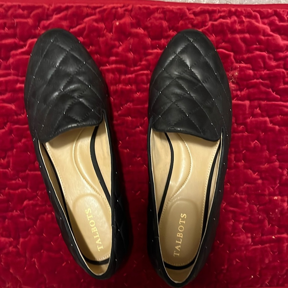 Leather quilted flats